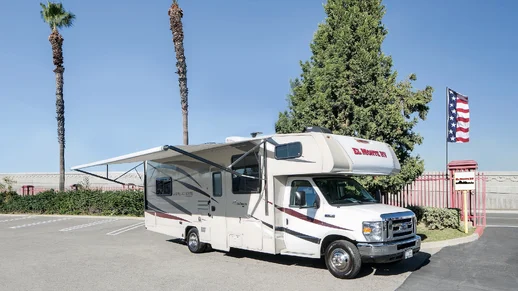 El Monte Class C Large [T]